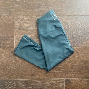 gymshark obsidian green cropped training leggings, size XS
